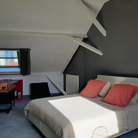 La Villa 30-3